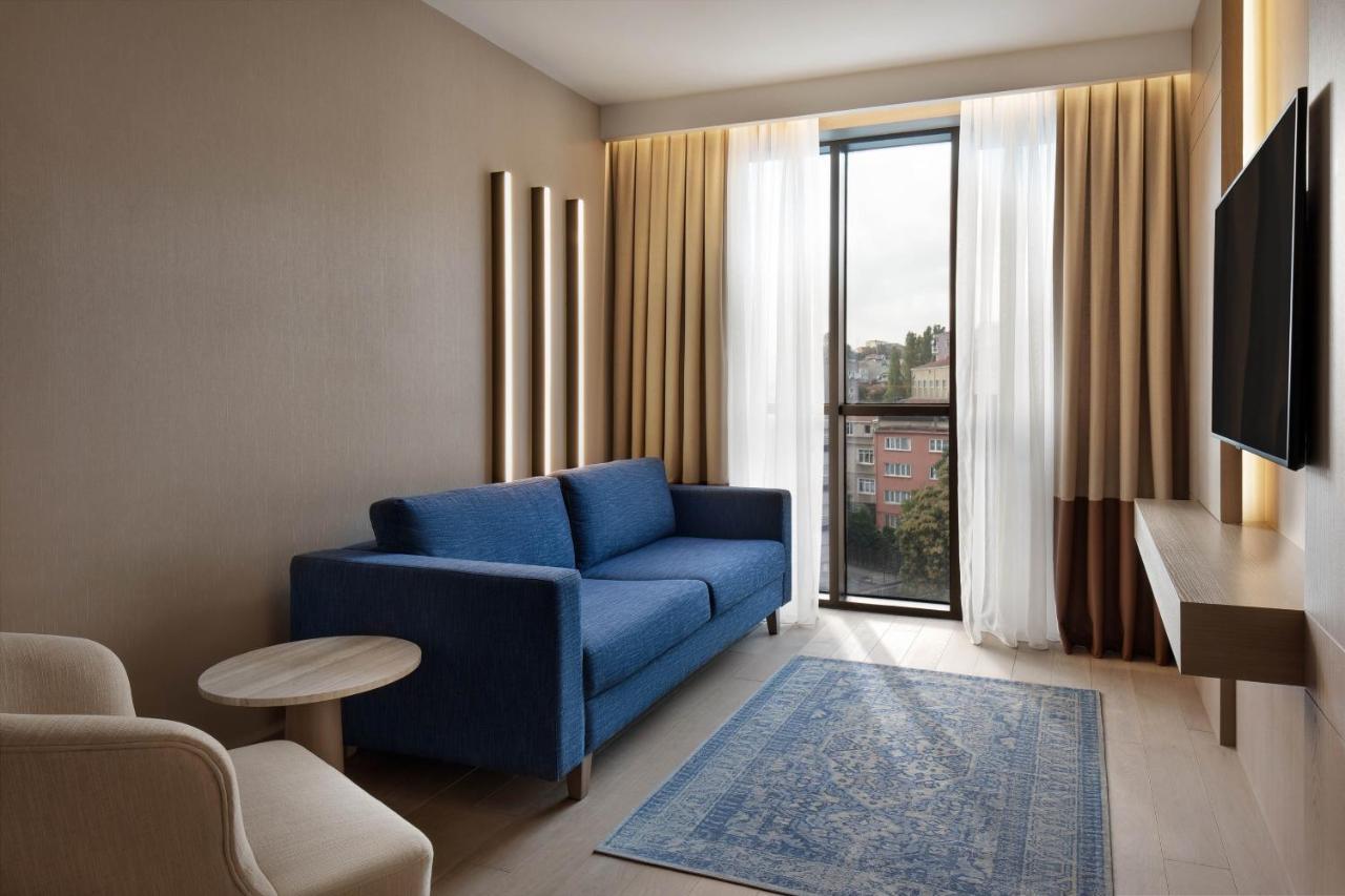 Sheraton Istanbul City Center Exteriör bild