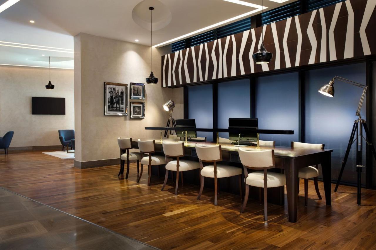 Sheraton Istanbul City Center Exteriör bild