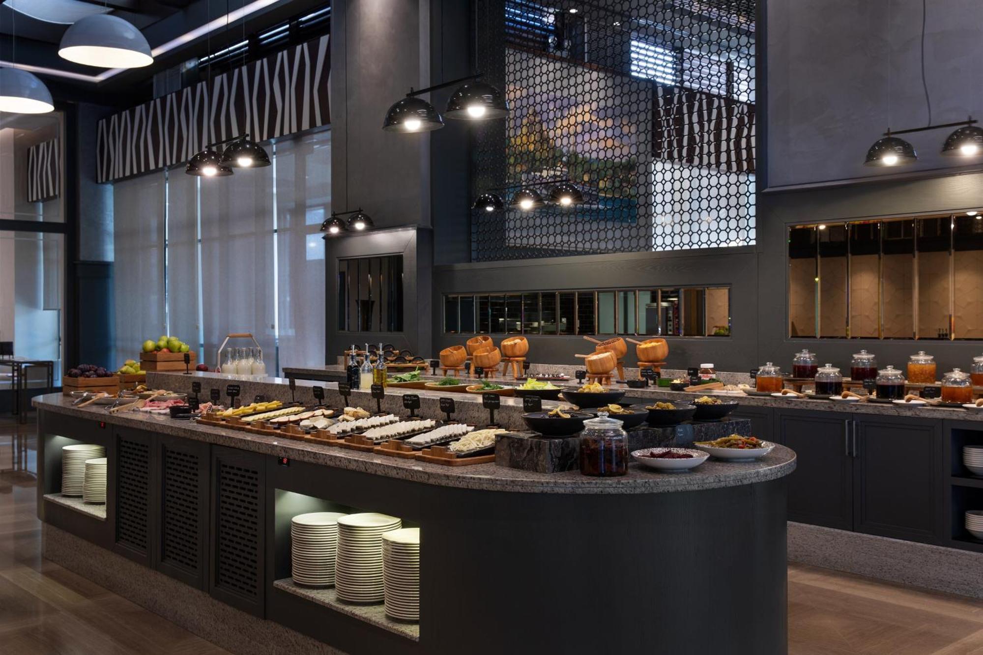 Sheraton Istanbul City Center Exteriör bild
